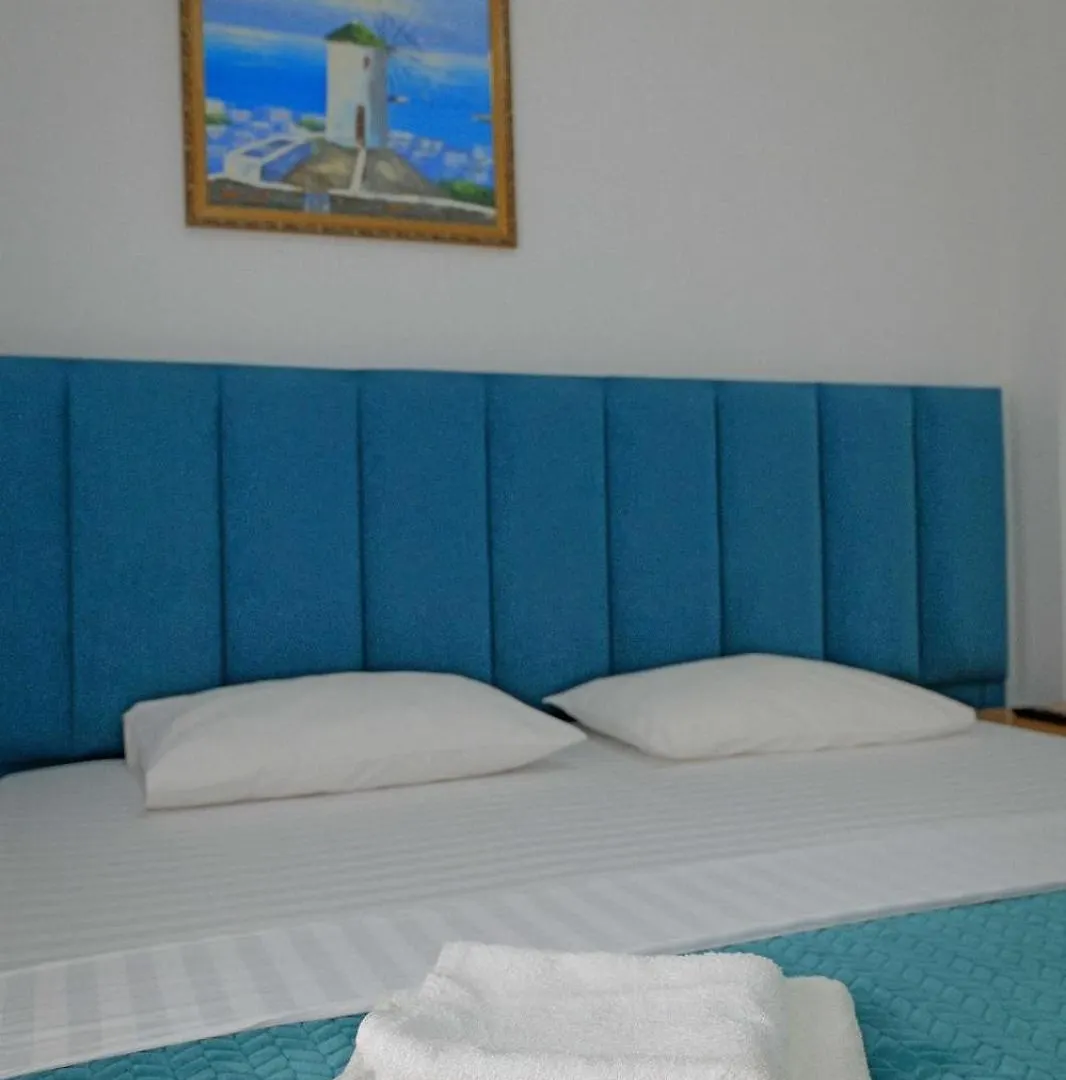아파트 Hotel Eden Sarandë